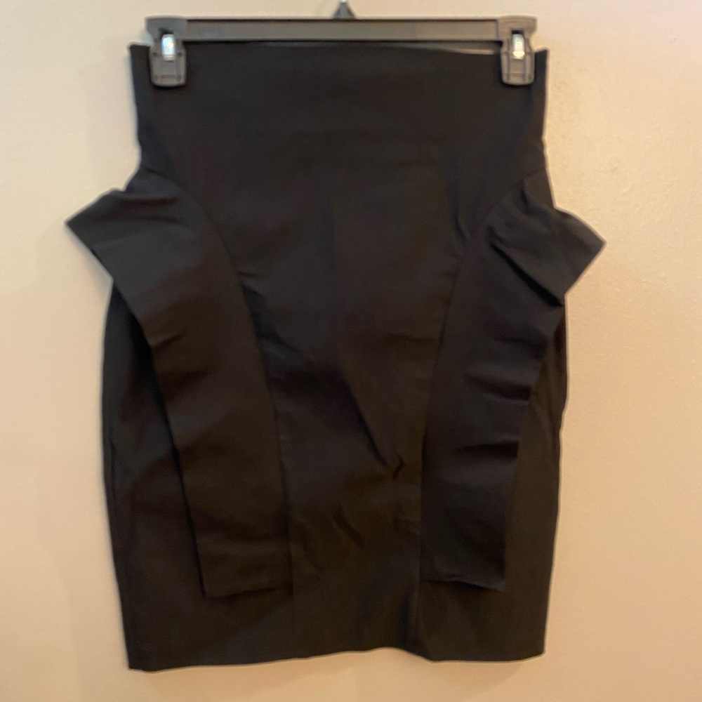 High waist ruffles skirt